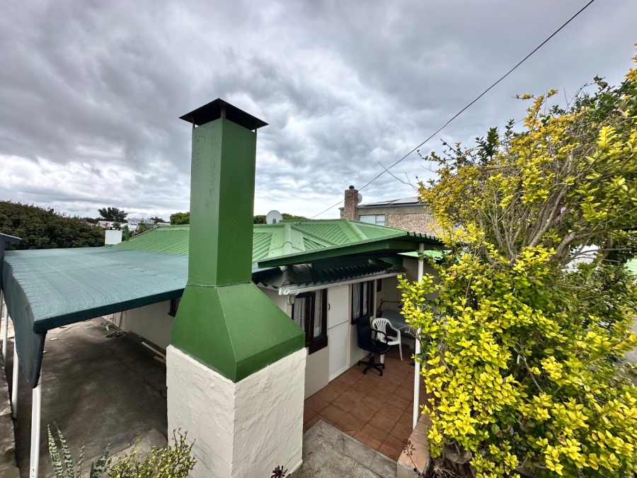 4 Bedroom Property for Sale in Hartenbos Central Western Cape